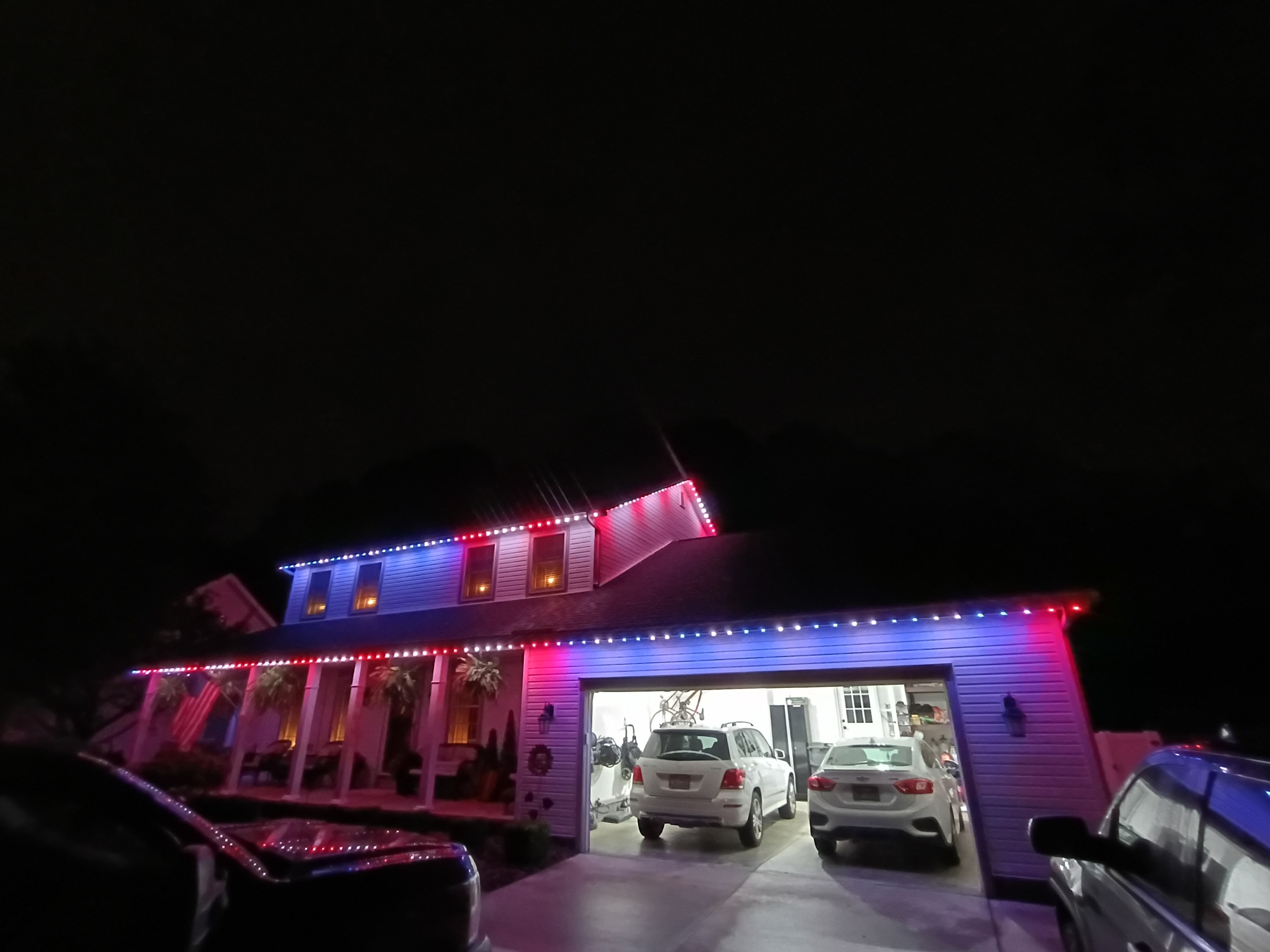 Red & White Roofline Accent